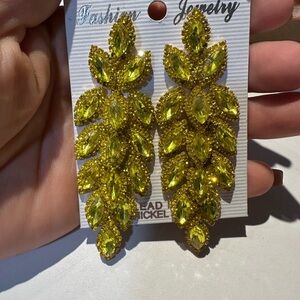 Fashion Jewelry Vibrant Yellow Leaf Earrings